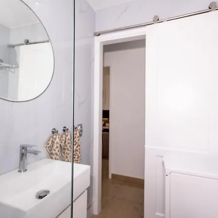 Yumbo Yumbo Yumbo Luxury 2-beds Apartament