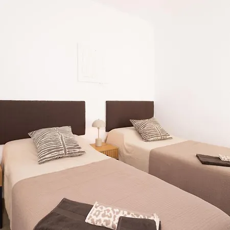 Yumbo Yumbo Yumbo Luxury 2-beds Apartament *